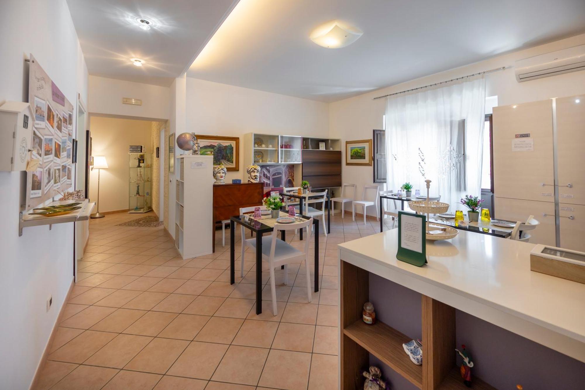 אבולה Melody Room מראה חיצוני תמונה